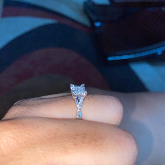 Kay jewelers 10k engagement ring - Picture 8 of 8